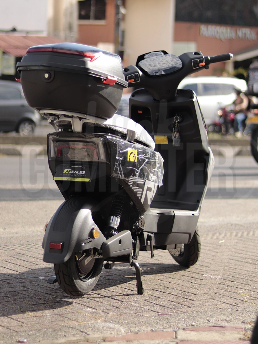 Bicimoto Eléctrica Igoma GTR Batería de Litio | 60 km/h | 60 km de Autonomía | Motor 800W | Batería 60V 20Ah | Frenos de Disco Delantero y Trasero | Carga hasta 180 kg - Imagen 2