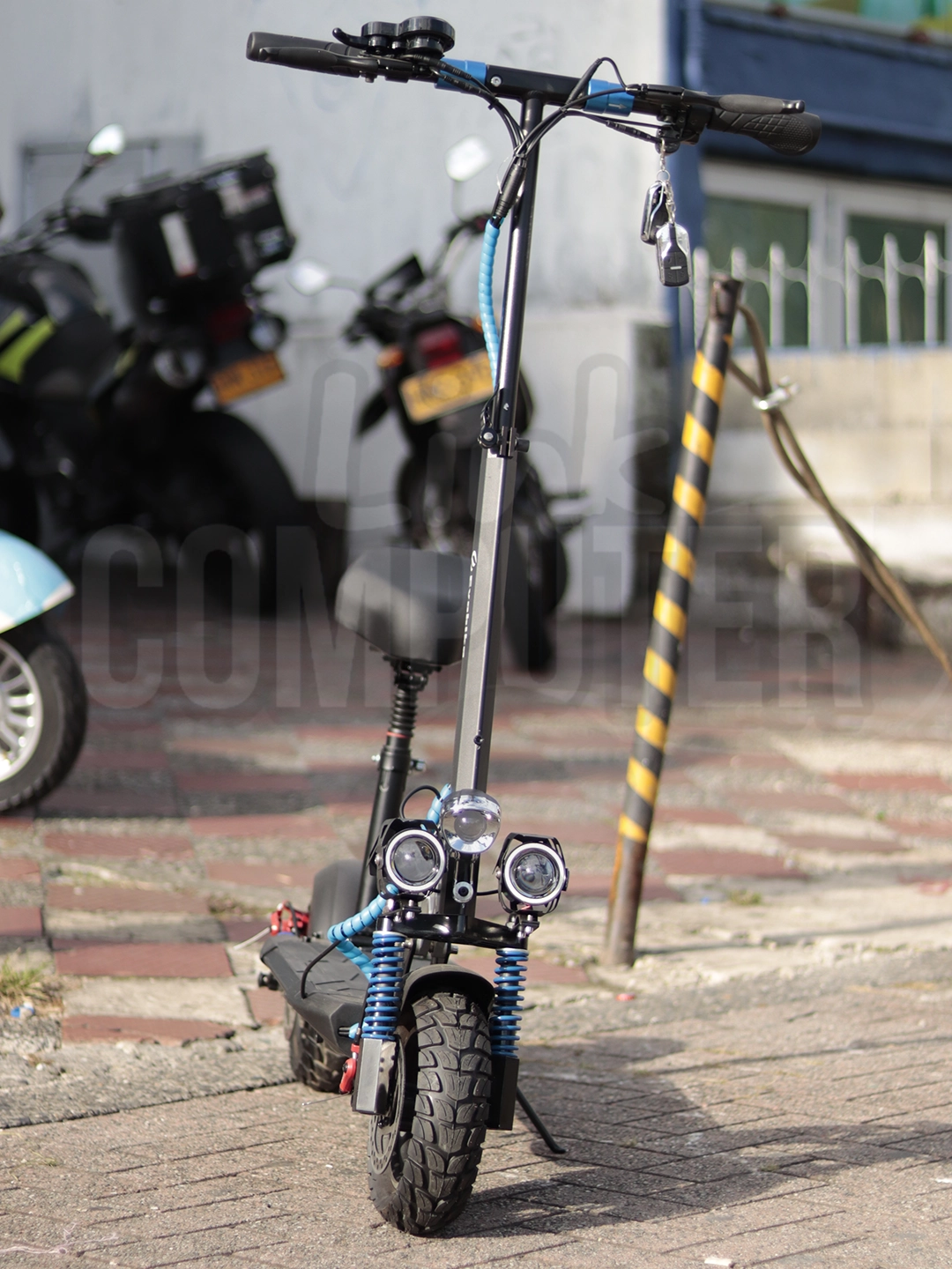 Patineta Eléctrica Evobike M5 | 40 km/h | 40 km de Autonomía | Motor 500W | Batería 36V 8Ah | Frenos de Disco | Carga hasta 150 kg - Imagen 5